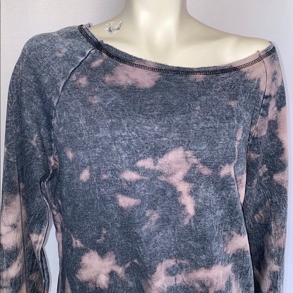 *CUSTOM DYED OFF SHOULDER SWEATSHIRT - Picture 5 of 5